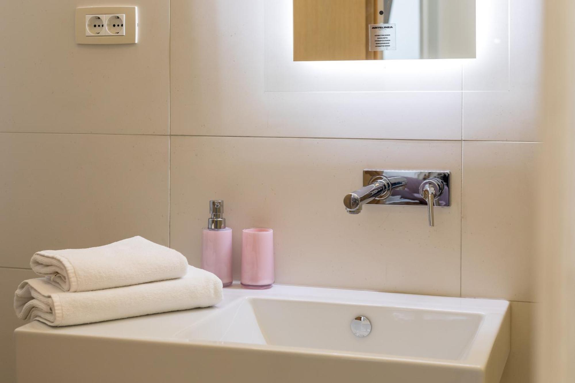 Maniva Old Town Luxury Rooms - Prime Spot By Riva Promenade Split Luaran gambar