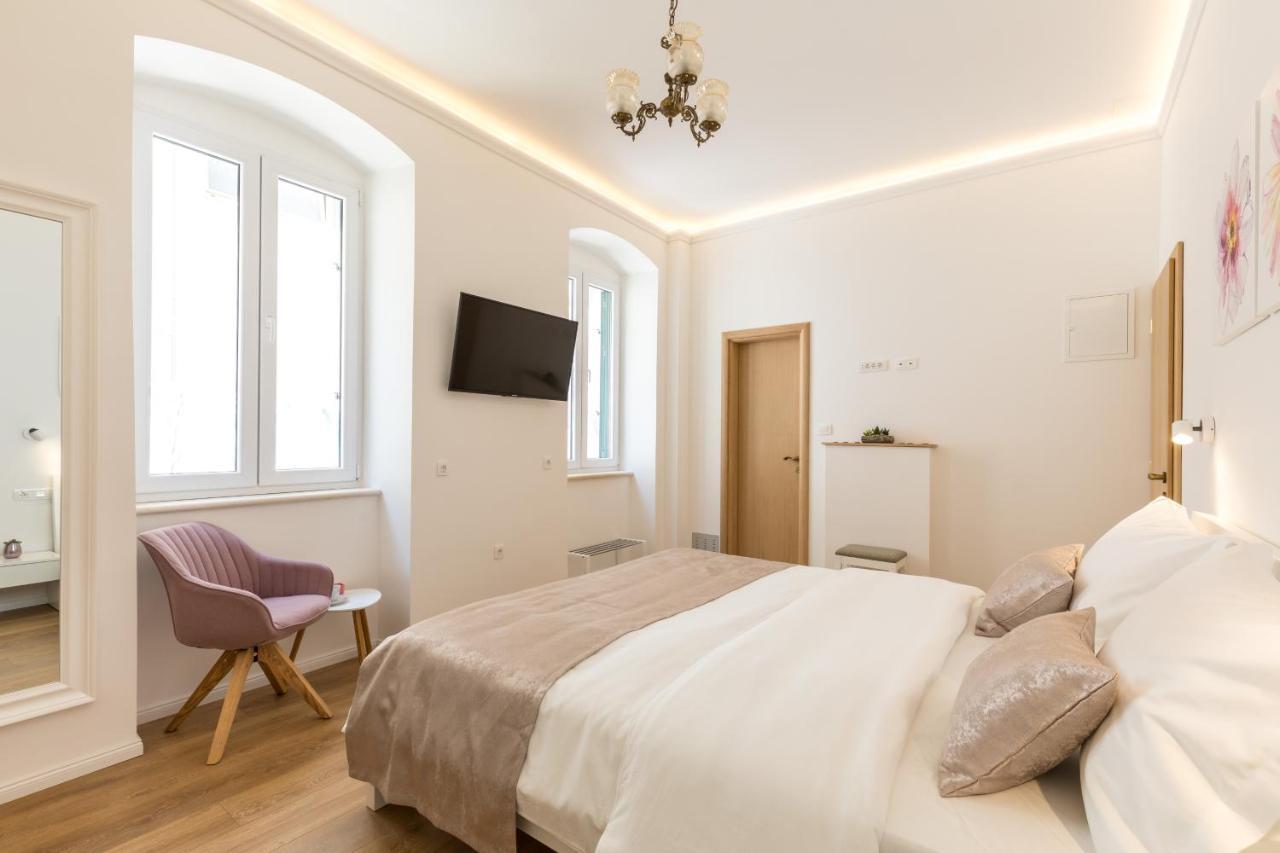 Maniva Old Town Luxury Rooms - Prime Spot By Riva Promenade Split Luaran gambar