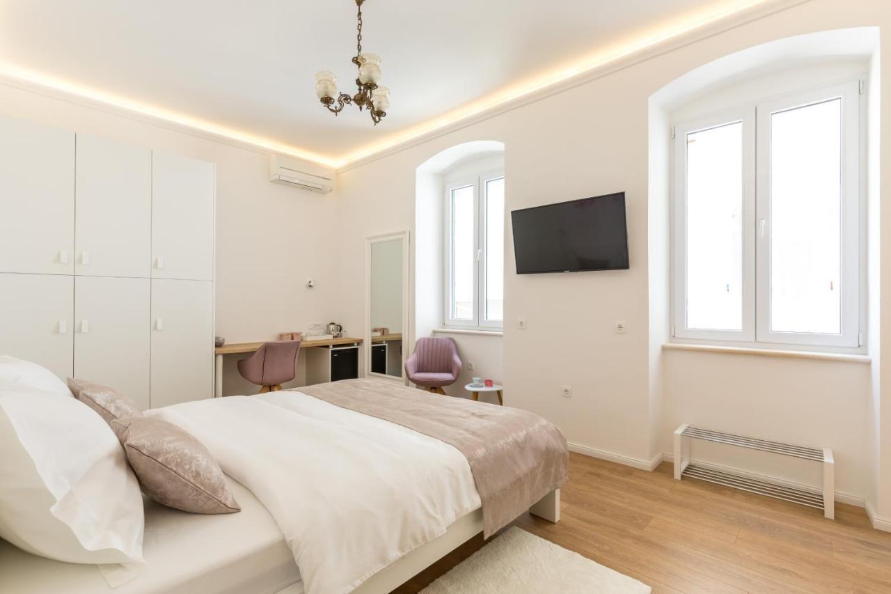 Maniva Old Town Luxury Rooms - Prime Spot By Riva Promenade Split Luaran gambar