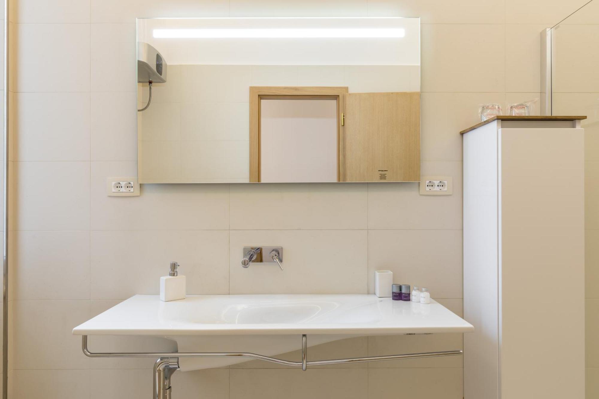 Maniva Old Town Luxury Rooms - Prime Spot By Riva Promenade Split Luaran gambar