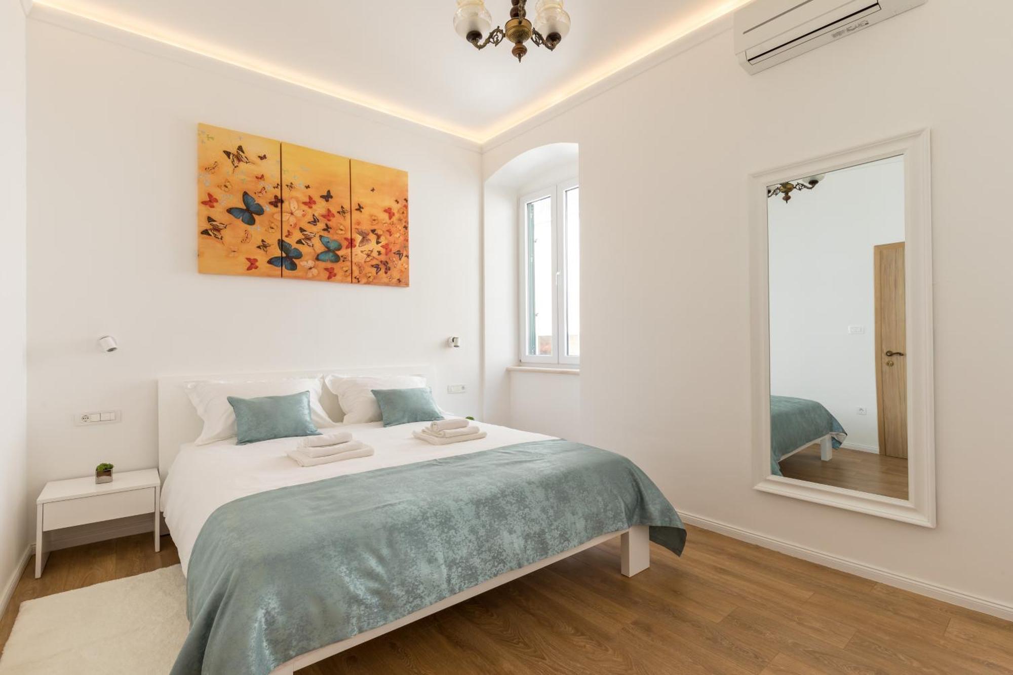Maniva Old Town Luxury Rooms - Prime Spot By Riva Promenade Split Luaran gambar